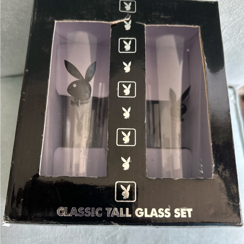 PLAYBOY Clear Tall Glass Set Of 4 Glasses with Black Bunny Logo New in Box